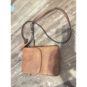 Bostanten Smooth Tan Genuine Leather Crossbody Bag 3 Compartment‎ Travel